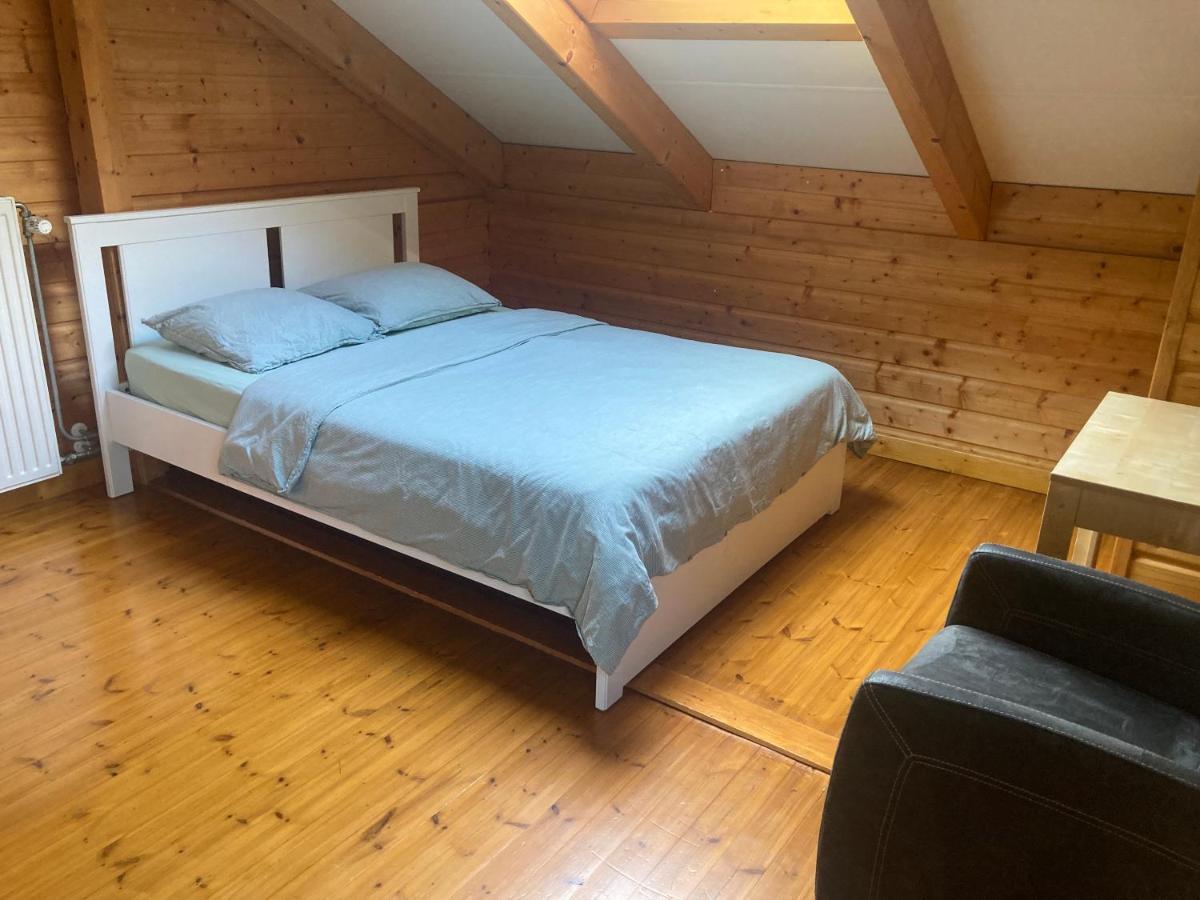 Houten Chalet/Bungalow In Het Bos, Sauna, Jacuzzi Meijel Zewnętrze zdjęcie