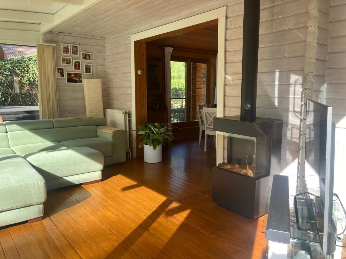 Houten Chalet/Bungalow In Het Bos, Sauna, Jacuzzi Meijel Zewnętrze zdjęcie